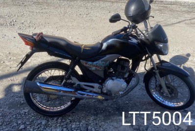 Moto é furtada em frente de casa em Maricá