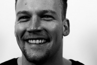 Ator de 'Heartland' e 'Slasher', Robert Cormier morre aos 33 anos 