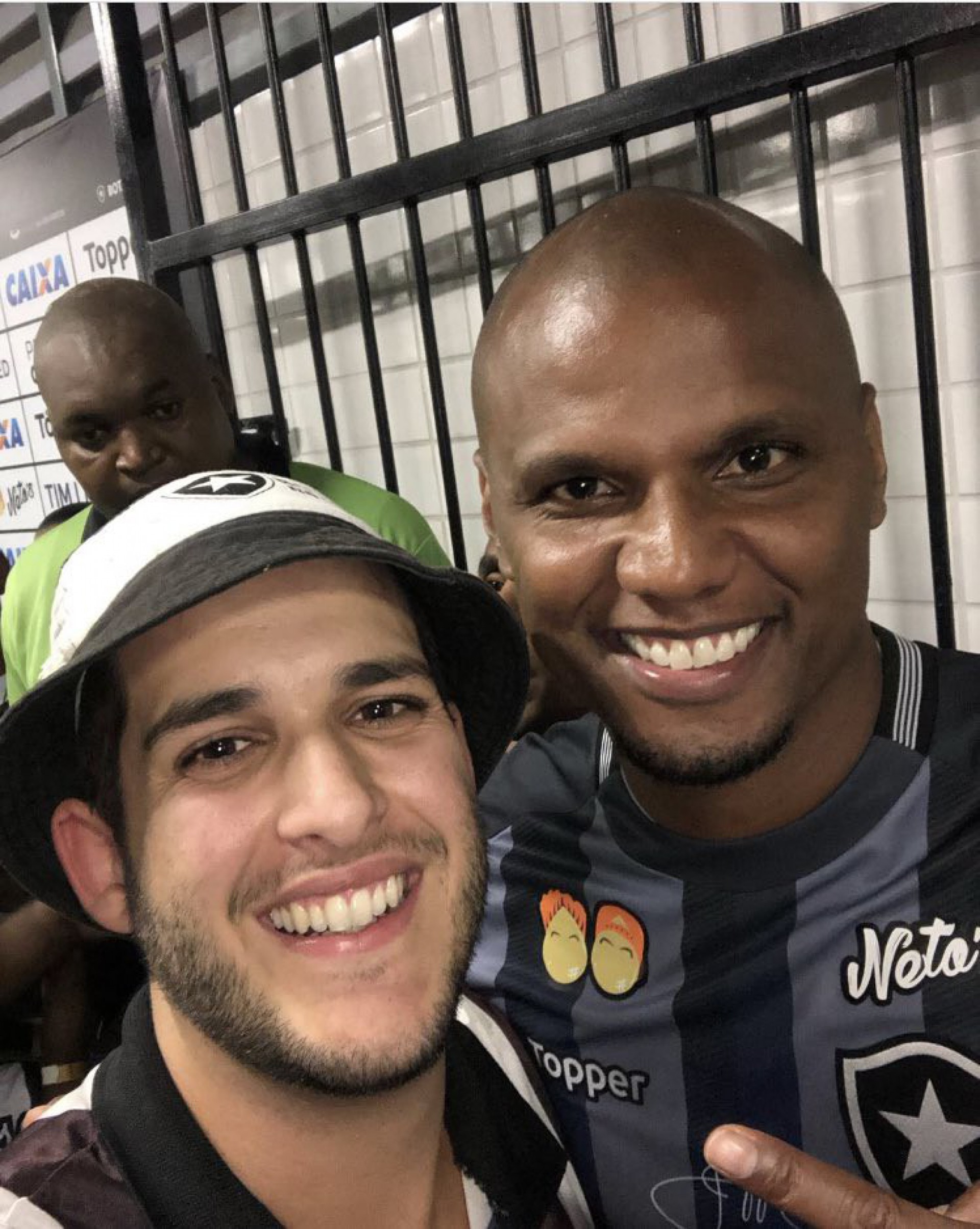 Ídolo do Botafogo, Jefferson reage a empate nas redes sociais