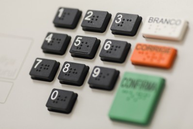 TSE determina que Defesa apresente documentos sobre auditorias nas urnas