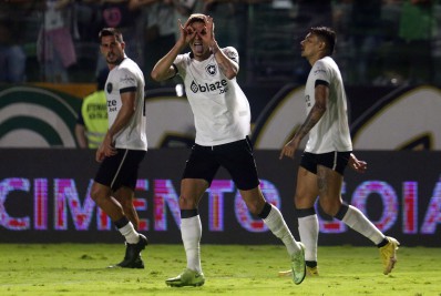 Após garantir vitória do Botafogo, Del Piage relembra gol decisivo na Série B: 'Parece que já vivi esse momento'