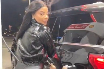 Em Miami, Ludmilla sensualiza em posto de gasolina ao som de Beyoncé