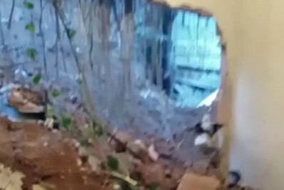 Muro de casa desaba e atinge criança de 3 anos na Vila Cruzeiro