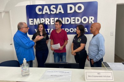 Casa do Empreendedor entrega primeiro alvará com sistema integrado