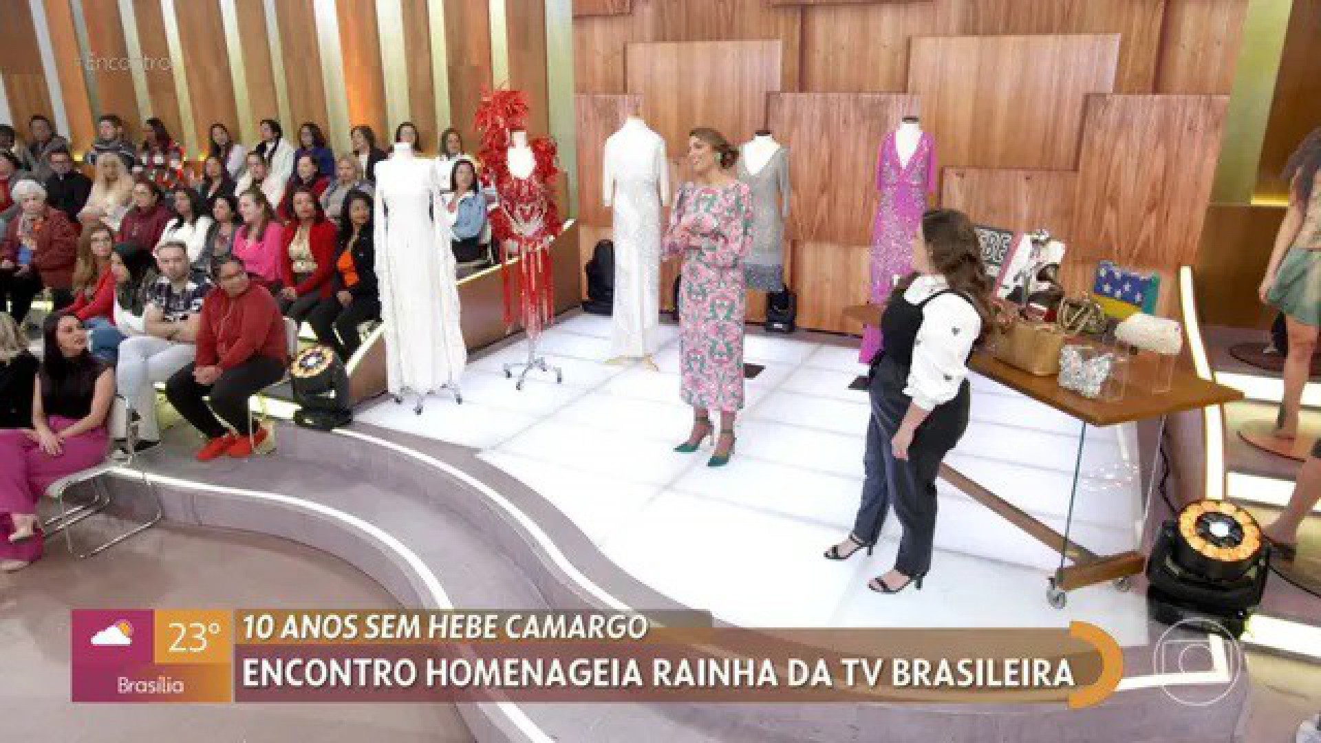 Patricia Poeta homenageia Hebe no 'Encontro' - Reprodução de vídeo/ TV Globo