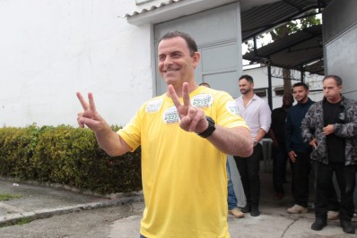 Ex-secretário de Polícia Civil, Allan Turnowski deixa prisão em Niterói