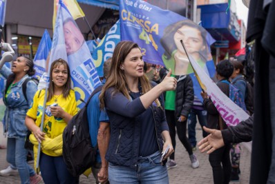 Clarissa Garotinho cutuca Romário na reta final da campanha para o Senado