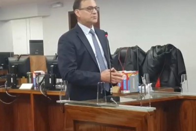 Presidente do TRE afirma que eleições ocorrem tranquilamente, apesar dos relatos de grandes filas