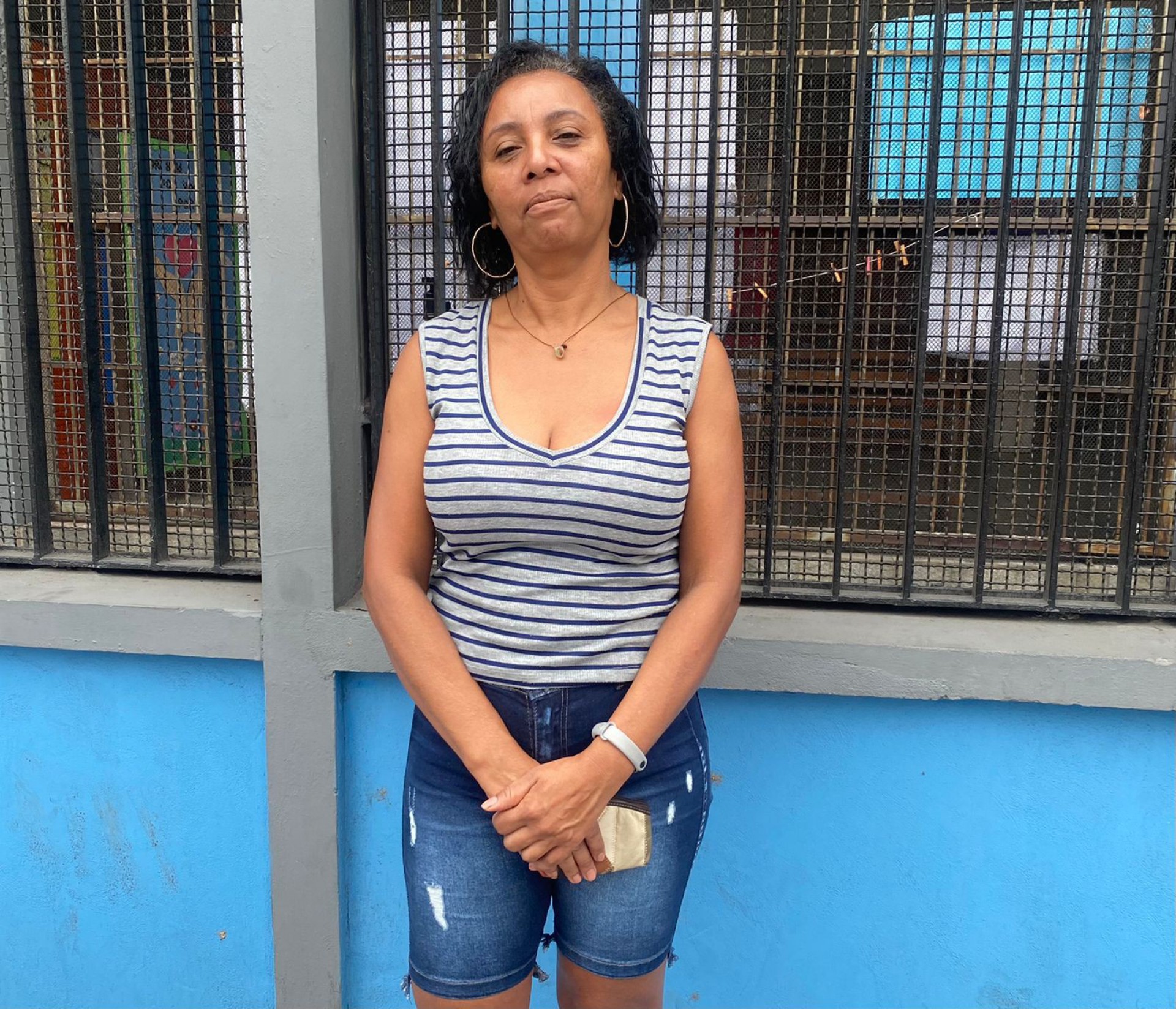 Marcia Sacramento, 52 anos, compareceu à Escolha Municipal Joseph Bloch, em Parada de Lucas, Zona Norte do Rio para votar - Larissa Herbas/ Agência O Dia