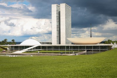 Mercado demostra otimismo após vitória conservadora no Congresso