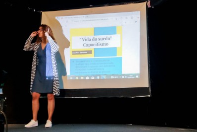 Mesquita promove palestra em alusão ao Dia Nacional do Surdo