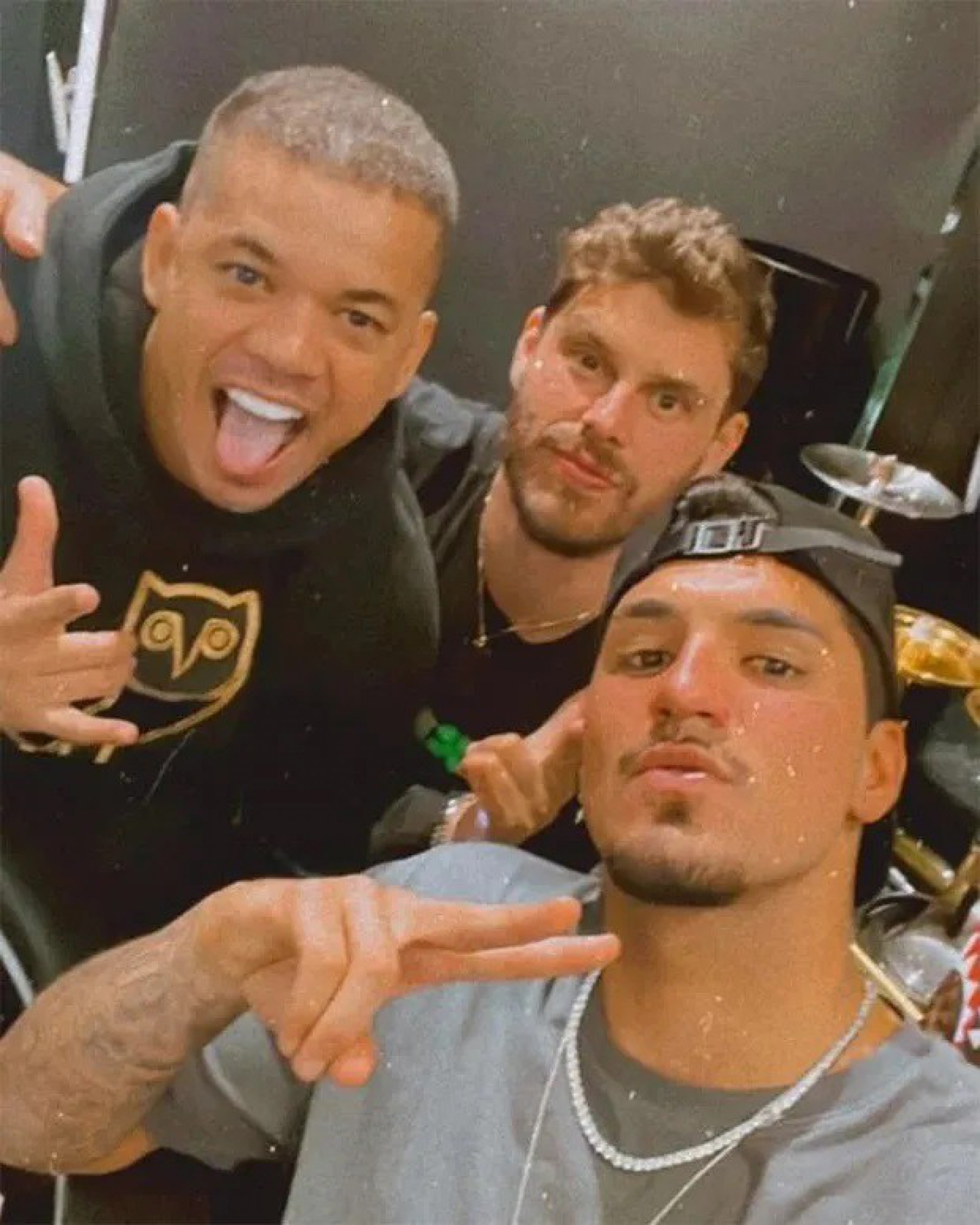 Neymar, Bruninho do vôlei e Gabriel Medina passam o domingo juntos - Reprodução Internet