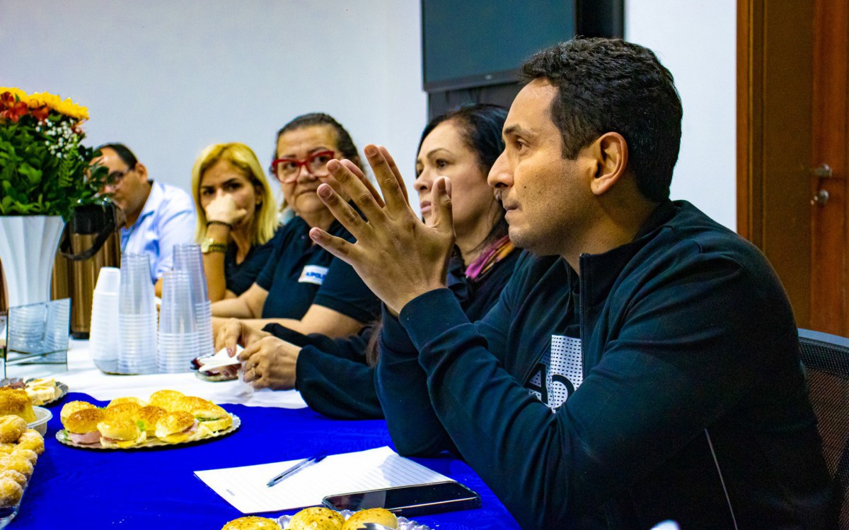 A Prefeitura de Nil&oacute;polis prop&ocirc;s a implanta&ccedil;&atilde;o de duas novas Unidades de Sa&uacute;de da Fam&iacute;lia e a amplia&ccedil;&atilde;o da cobertura populacional para 70%, entre outras a&ccedil;&otilde;es