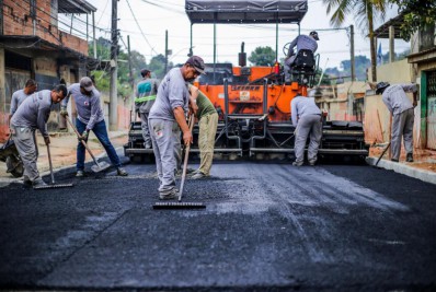 Belford Roxo: Prefeitura faz obras em três bairros e instala lâmpadas de led em avenida