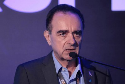 Fenabrave vê mercado de carros fechando 2022 no mesmo patamar de 2021