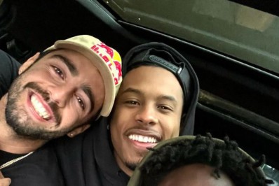 A amizade é tudo! Paulo André posa ao lado de Pedro Scooby e Douglas Silva: 'Pra vida toda'