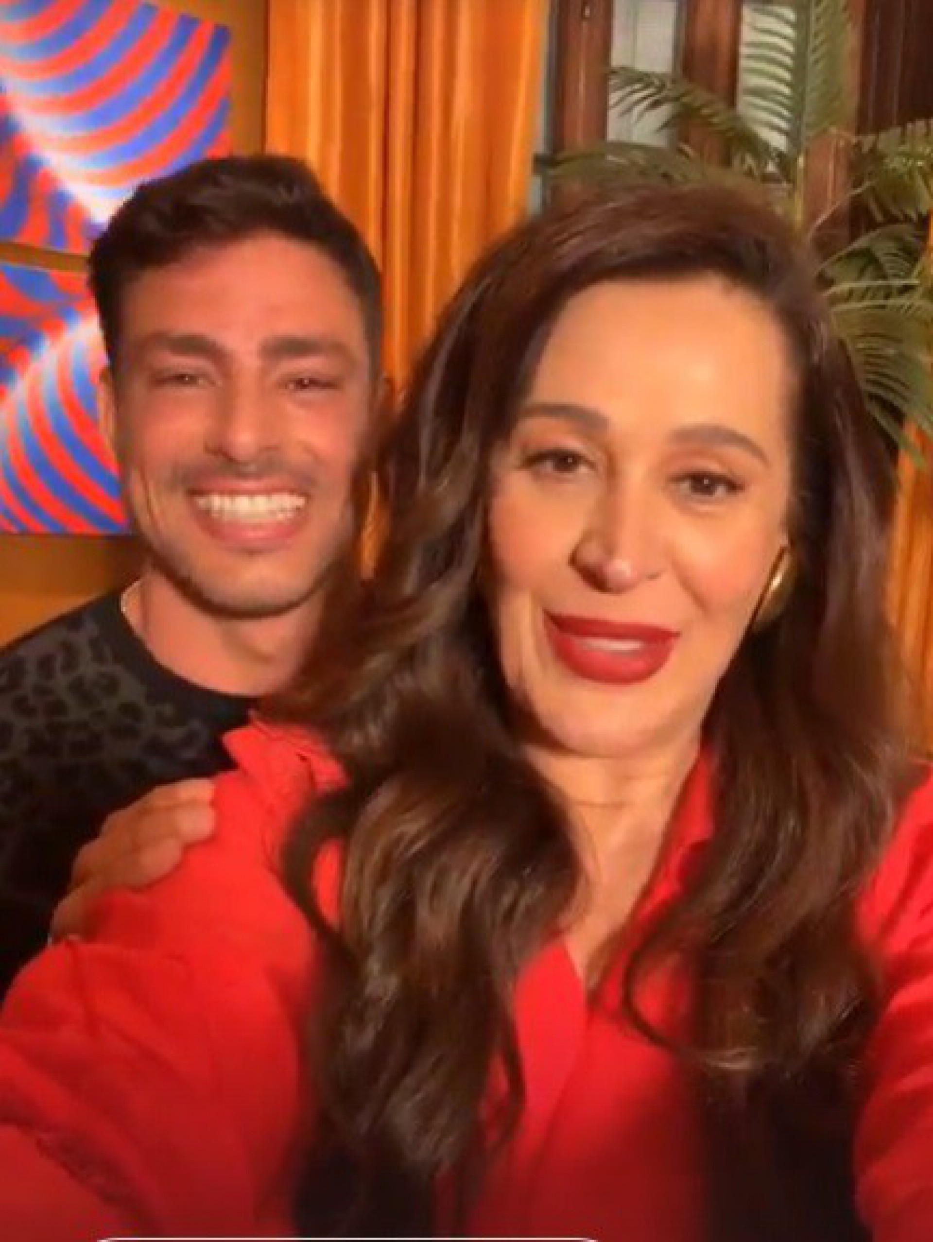 Claudia Raia e Cauã Reymond se divertem em reencontro - Reprodução do Instagram