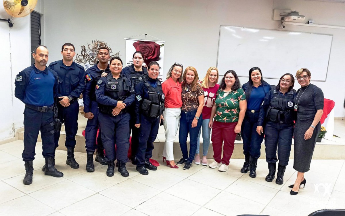 At&eacute; o &uacute;ltimo dia 30, a Patrulha Maria da Penha realizou 496 atendimentos, sendo emerg&ecirc;ncias, suporte &agrave;s assistidas, condu&ccedil;&atilde;o &agrave; delegacia, orienta&ccedil;&atilde;o, entre outros