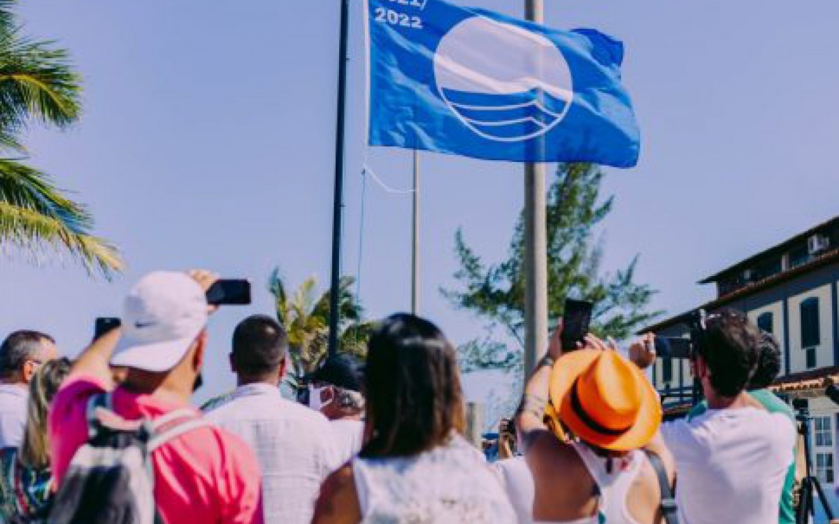 O principal objetivo do Programa &Atilde;&copy; conscientizar a sociedade como um todo quanto &Atilde;&nbsp; necessidade de proteger ambientes marinhos e costeiros