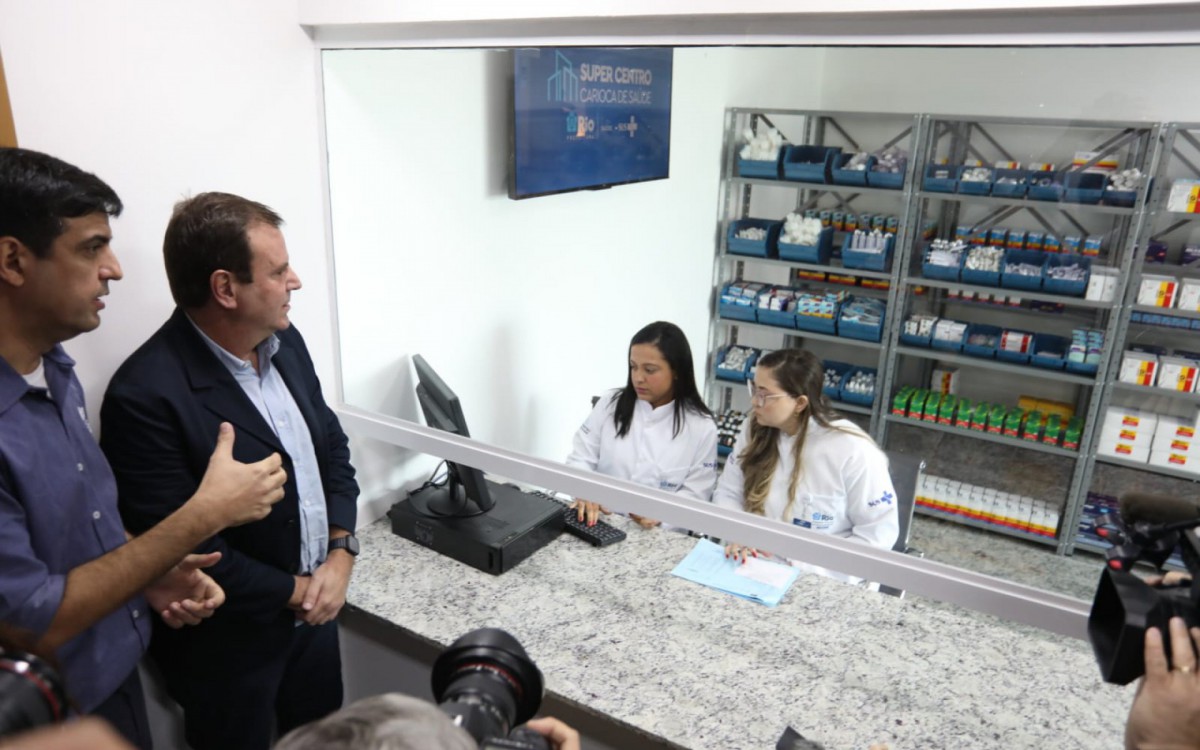 Eduardo Paes inaugura o Super Centro Carioca de Especialidades, em Benfica