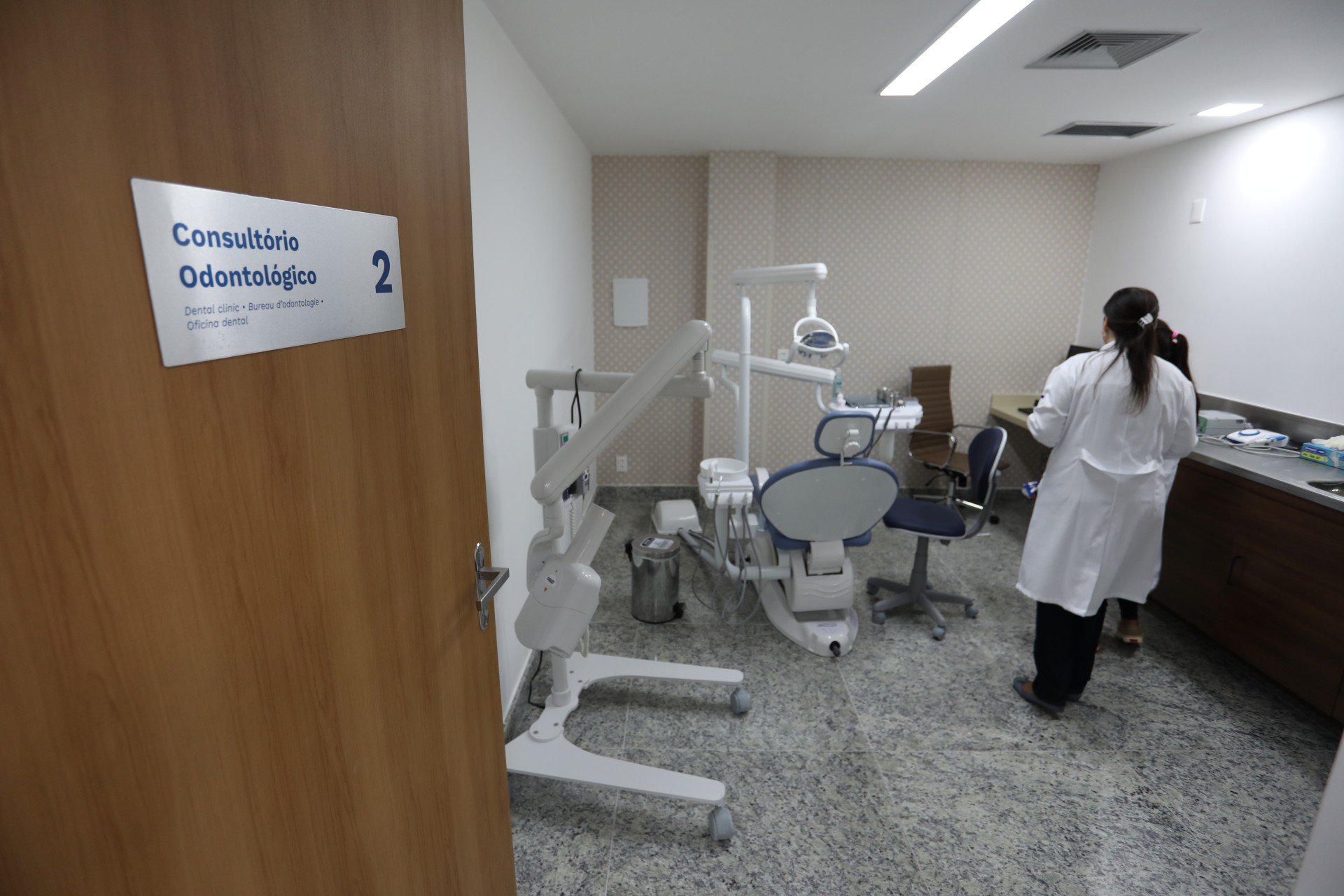 O prefeito Eduardo Paes inaugura o mais moderno Complexo de SaÃºde PÃºblica da AmÃ©rica Latina. O Super Centro Carioca de SaÃºde, em Benfica, nesta quarta-feira (05).  - Pedro Ivo/ AgÃªncia O Dia