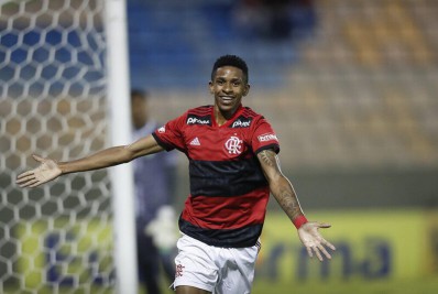 Red Bull Bragantino faz oferta por atacante do Flamengo e fica perto de contratação