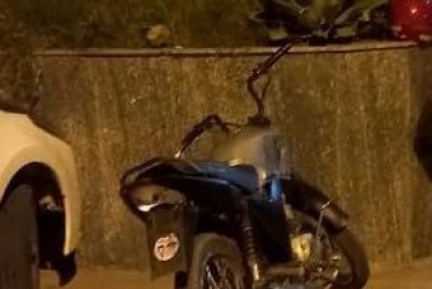 Moto com numeração suprimida é apreendida em Araruama