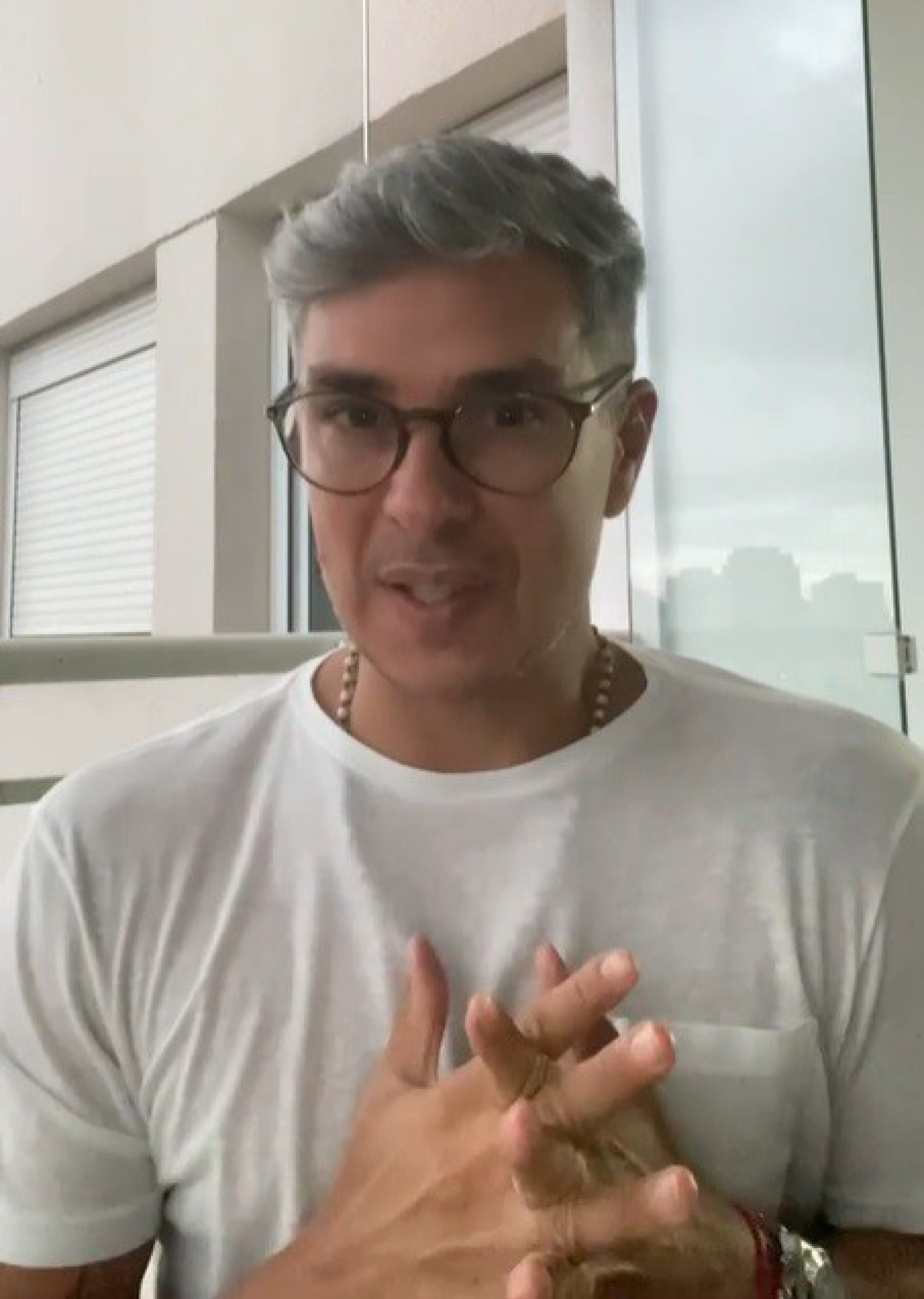 Ivan Moré é assaltado em São Paulo: 'Momento traumático' - Reprodução de vídeo