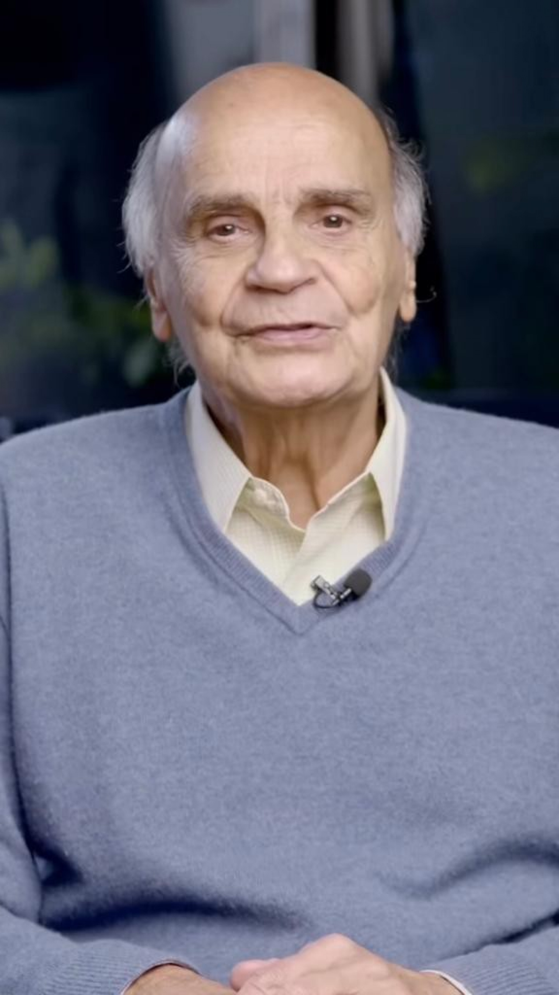 "E devido a muito de voc&ecirc;s pedirem, o atleta mais velho a pegar a Six Star Medal neste fim de semana foi Antonio Drauzio Varella, que atravessou a linha de chegada em respeit&aacute;veis 5h44min42s, aos 79 anos, 5 meses e 1 dia. Parab&eacute;ns @sitedrauziovarella", publicou o perfil - Reprodu&ccedil;&atilde;o/Instagram