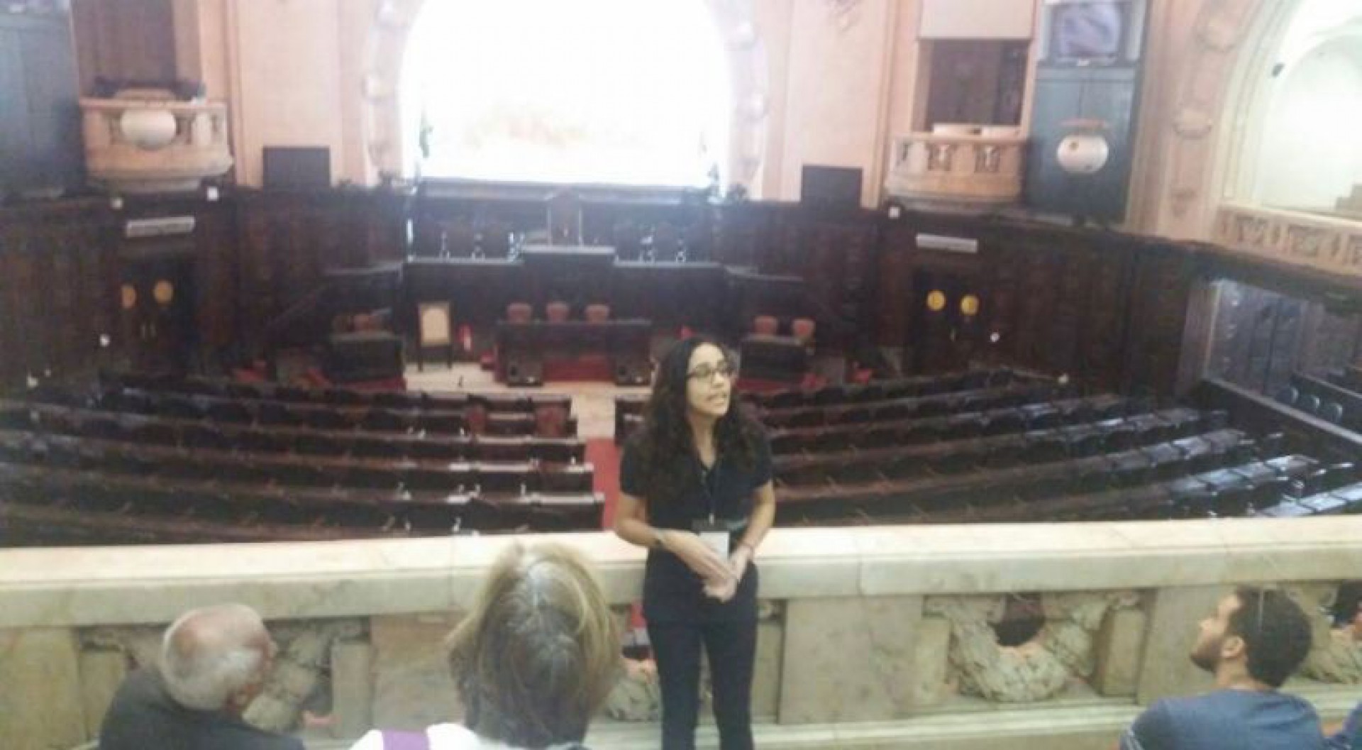 Na época, ainda estagiária, a historiadora Juliana teve a oportunidade de trabalhar no Palácio como guia - Reprodução