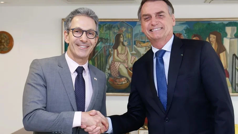 Bolsonaro faz campanha ao lado de Zema em Juiz de Fora