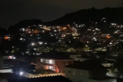 Vídeo: Moradores do Morro do Fubá voltam a ficar reféns da guerra entre milicianos e traficantes