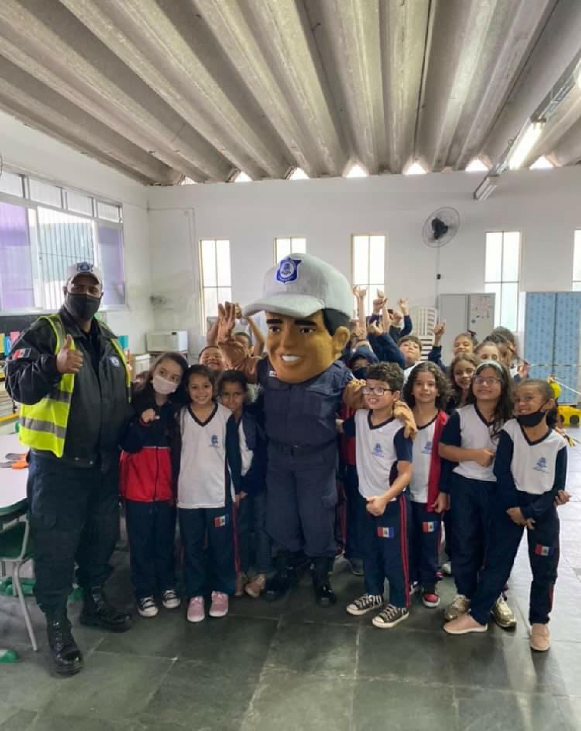 Ronda Escolar visita novas unidades escolares com projeto de conscientiza&ccedil;&atilde;o sobre tr&acirc;nsito