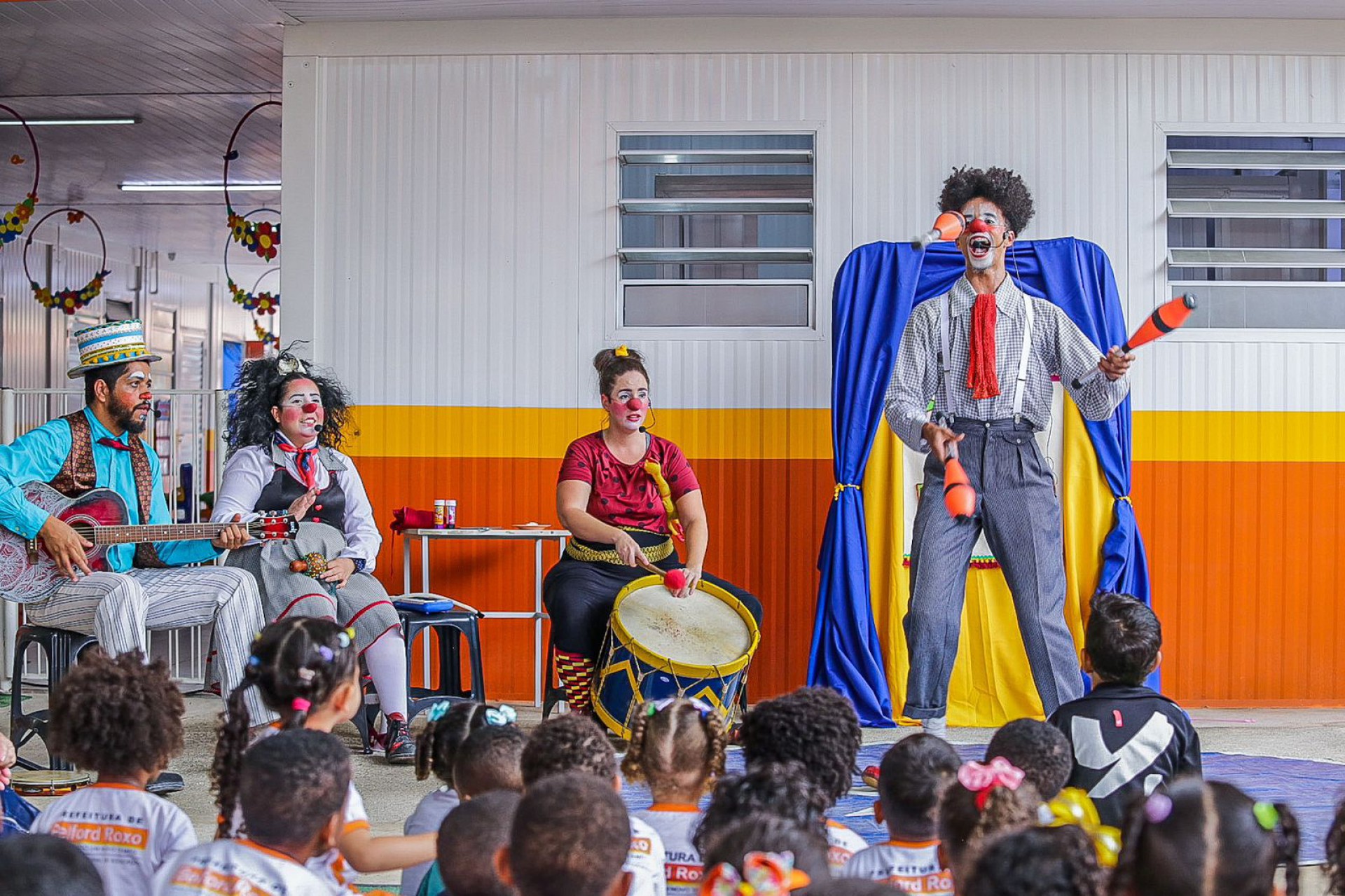 O espetáculo animou alunos e funcionários da creche Fátima Nunes - Rafael Barreto / PMBR