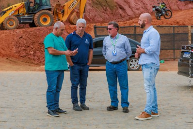 Prefeito Vinicius Claussen recebe Presidente do DER-RJ para fiscalizar obras nas rodovias estaduais e solicitar novas intervenções para as vias do interior