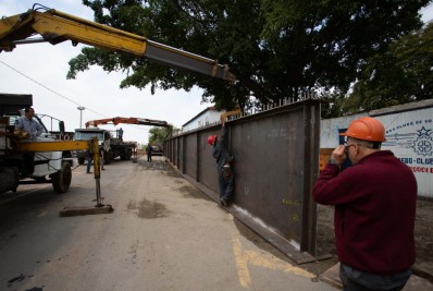 Vigas metálicas para construção de nova ponte chegam a Volta Redonda