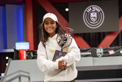 Rayssa Leal vence etapa de Las Vegas e lidera ranking antes de decisão no Rio