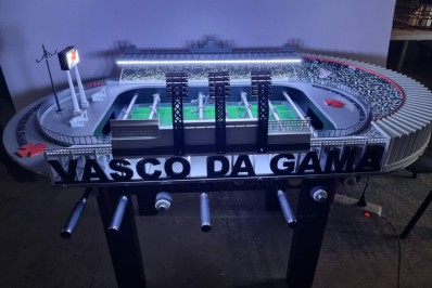 Vasco terá mesa de totó de São Januário no Dia das Crianças