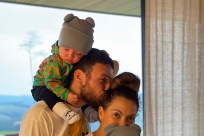 Fofura! Fabiula Nascimento e Emilio Dantas comemoram mêsversário dos filhos gêmeos