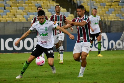 Sob protesto da torcida, Fluminense sofre terceira derrota seguida no Brasileirão
