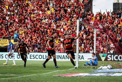 Sport vence o Cruzeiro e pressiona o Vasco antes de duelo decisivo