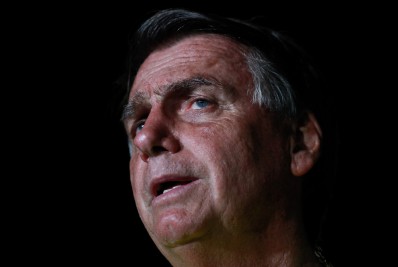 Pressionado, Bolsonaro recua da ideia de aumentar cadeiras no STF
