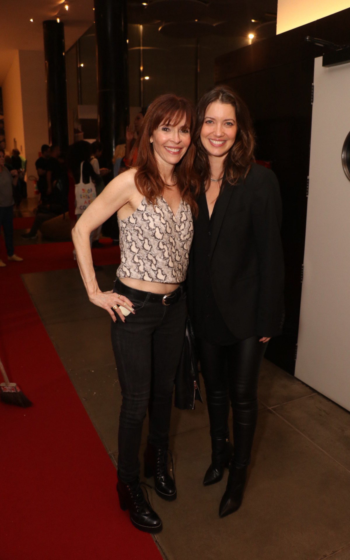 Deborah Evelyn e Nathalia Dill
