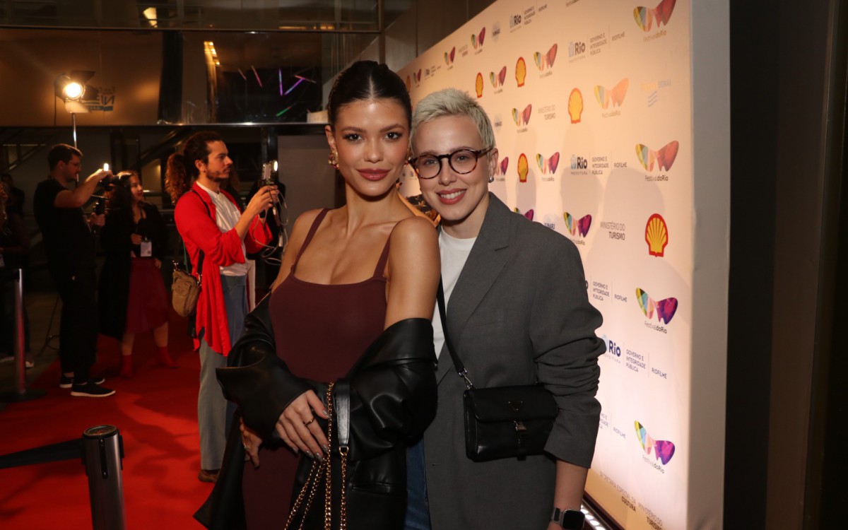 Vit&oacute;ria Strada e Marcella Rica