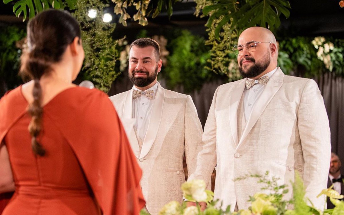 Tiago Abravanel e Fernando Poli se casaram em S&atilde;o Paulo na noite desta segunda-feira