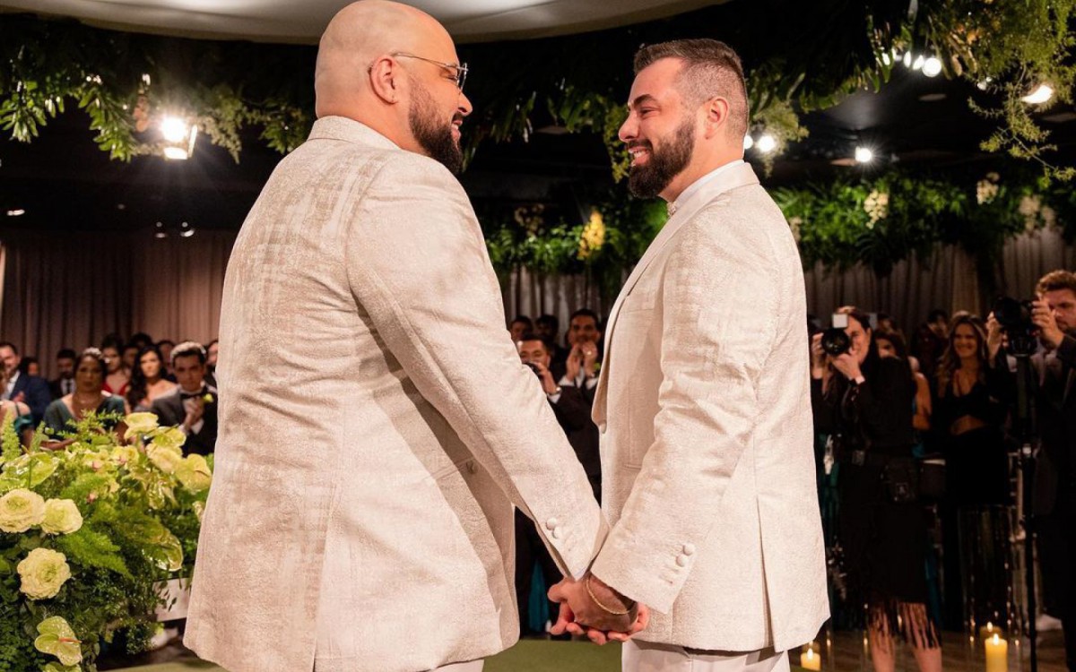 Tiago Abravanel e Fernando Poli se casaram em S&atilde;o Paulo na noite desta segunda-feira