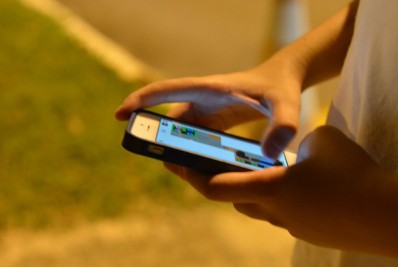 Guias orientam crianças e pais sobre uso seguro da internet