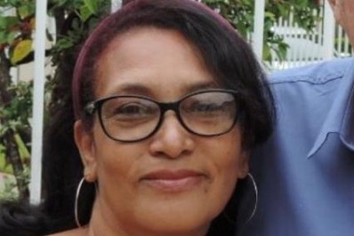 Família de mulher morta asfixiada por companheiro irá processar avó paterna por sequestro do filho do casal