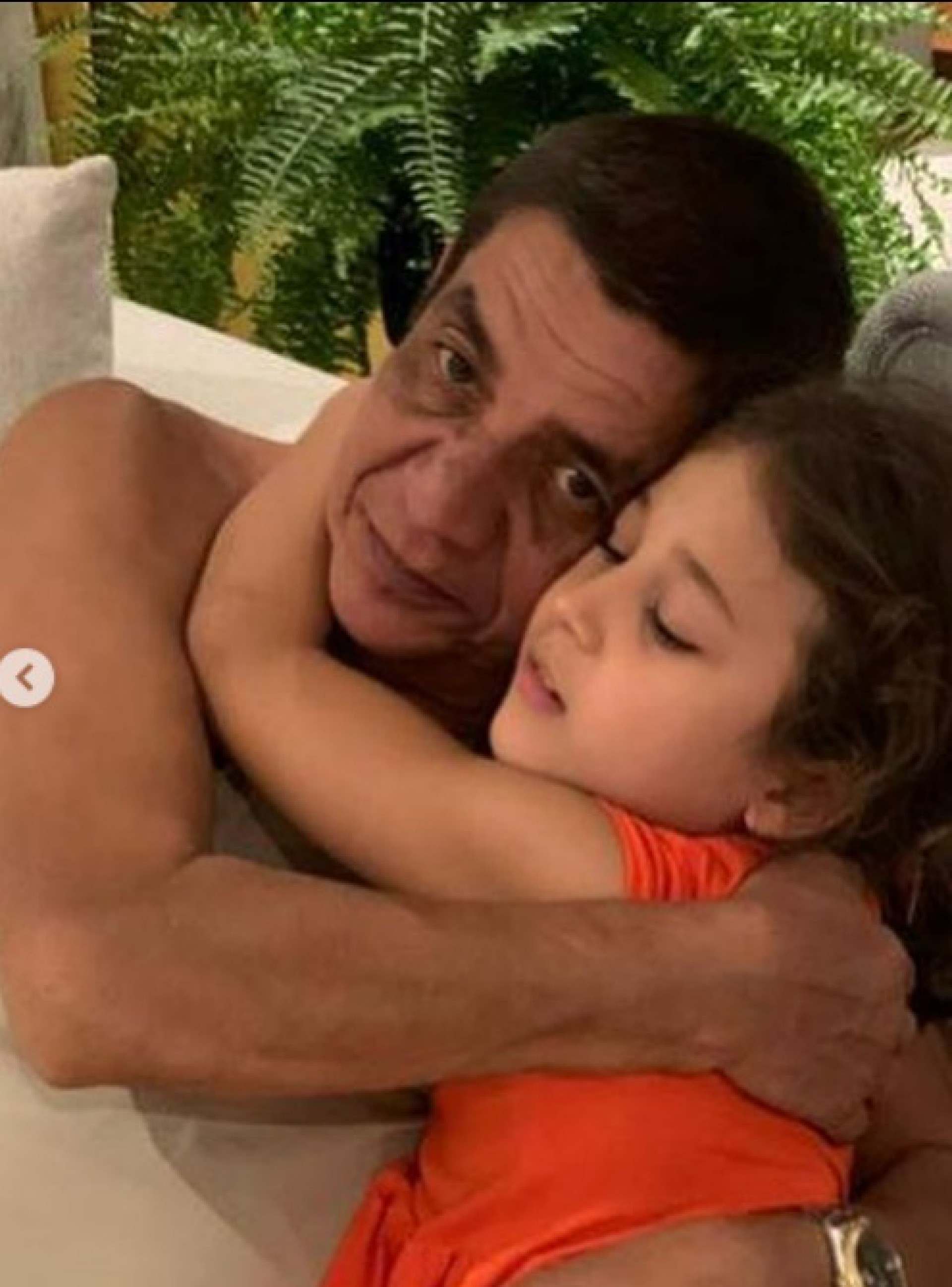 Zeca Pagodinho publica fotos ao lado dos netos - Reprodução do Instagram