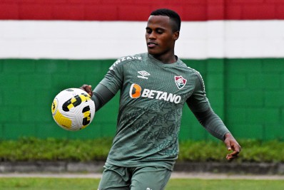 Assédio sobre Arias cresce e Fluminense corre para comprar restante dos direitos do colombiano